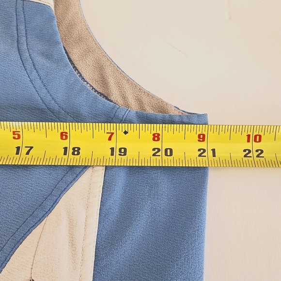 North Face Women's Medium Apex Flight Series Blue/White Full Zip Vest - Picture 5 of 11